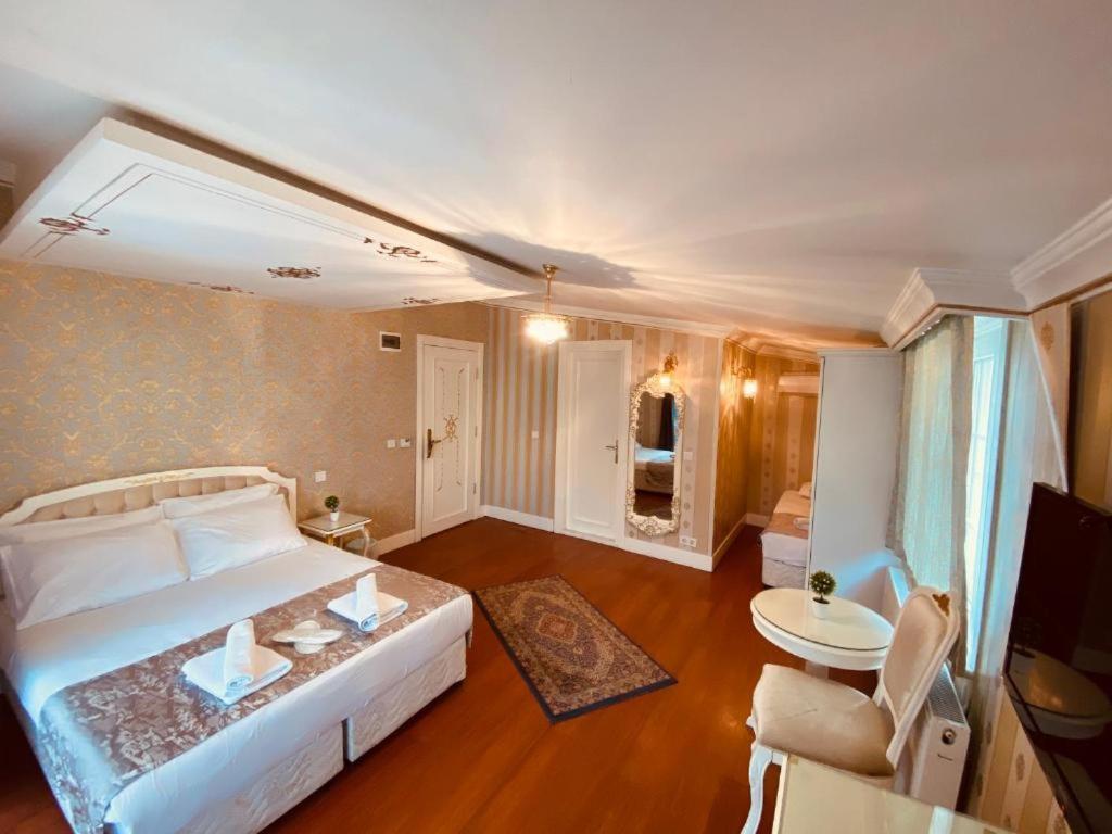 Alyon - Taksim Otel