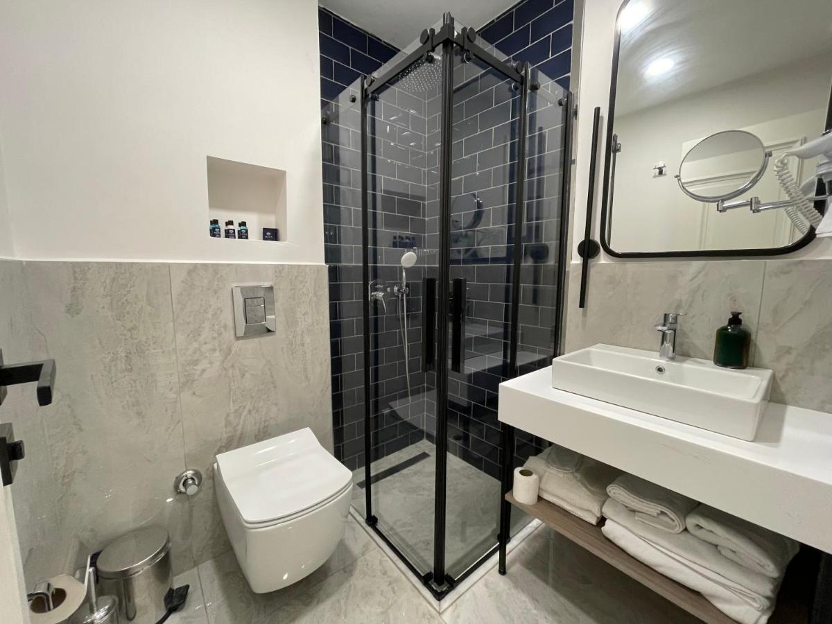 Mona Bosphorus Hotel 4*