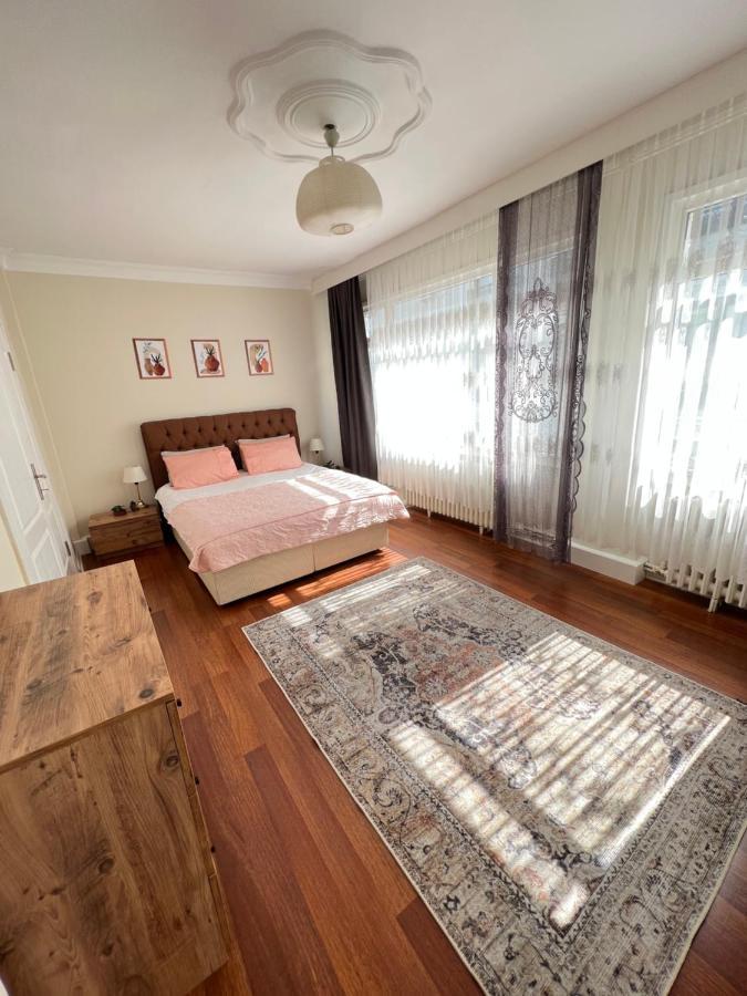 Amazing Bosphorus View, 2 Bedroom New Furnished In Center Apartment Istanbul