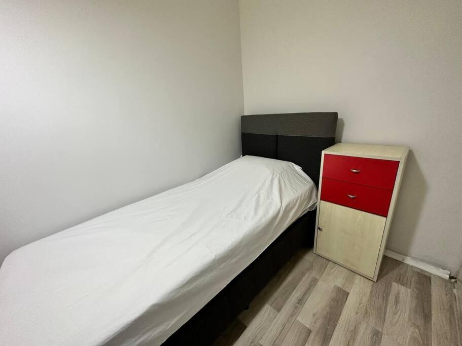 Taksim Cihangir'de 2+1 Apartment *