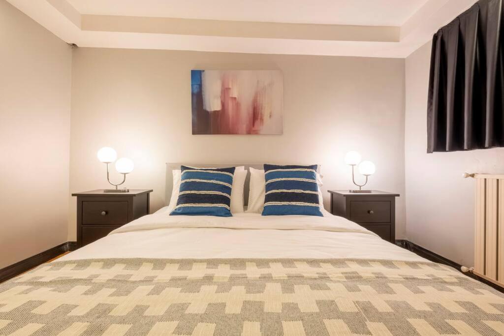 Apartment Stylishly Decorated Fourlex House