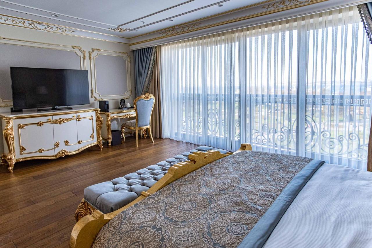 Hotel Dekalb Istanbul