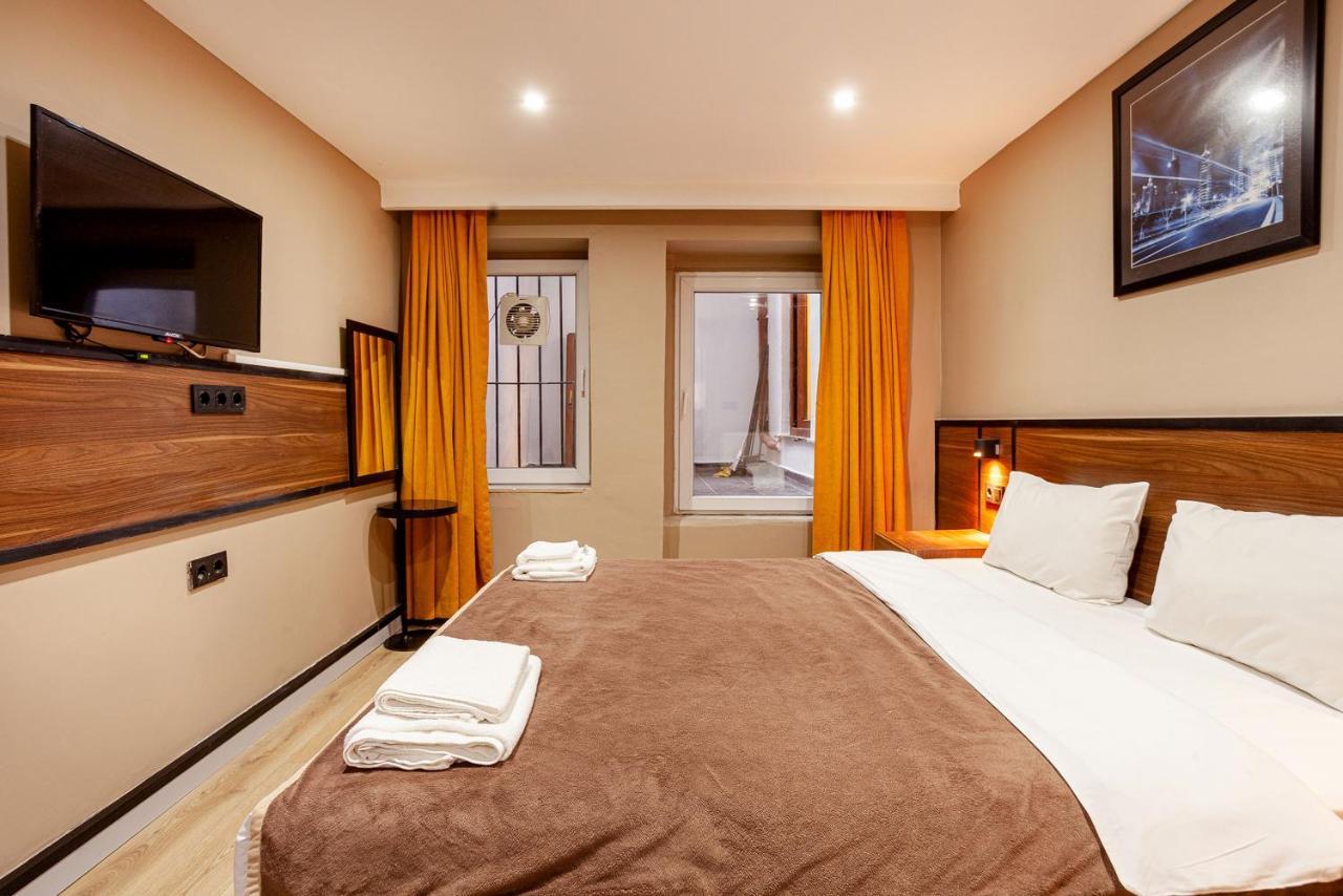Aram Kerasi Hotel *