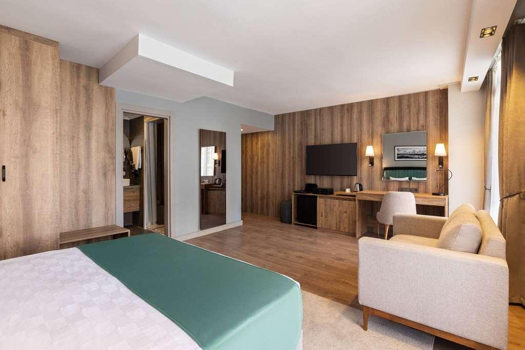 New Airport Hotel *