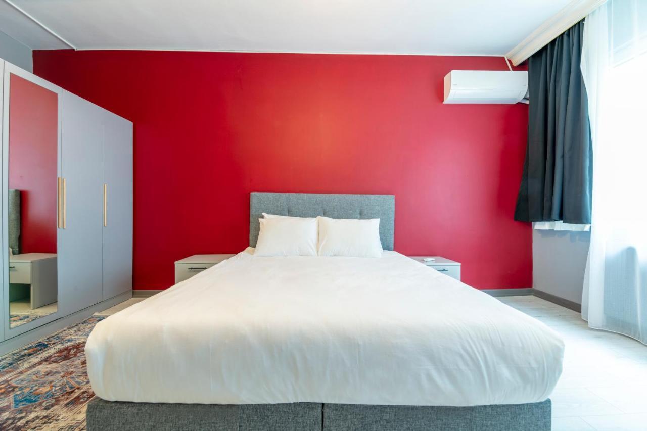 Hexa Aparthotel