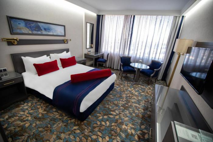 Grand Cevahir Convention Center 5*