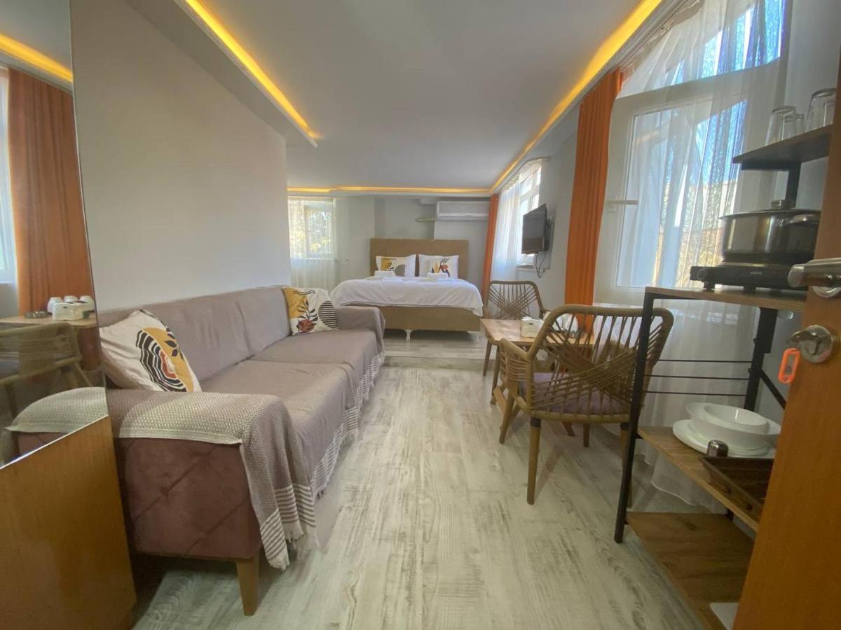 Aparthotel Aura