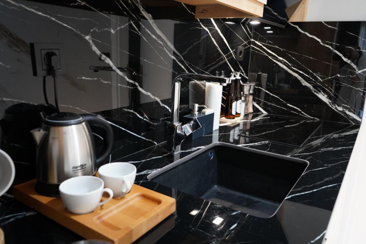 Adgsuites