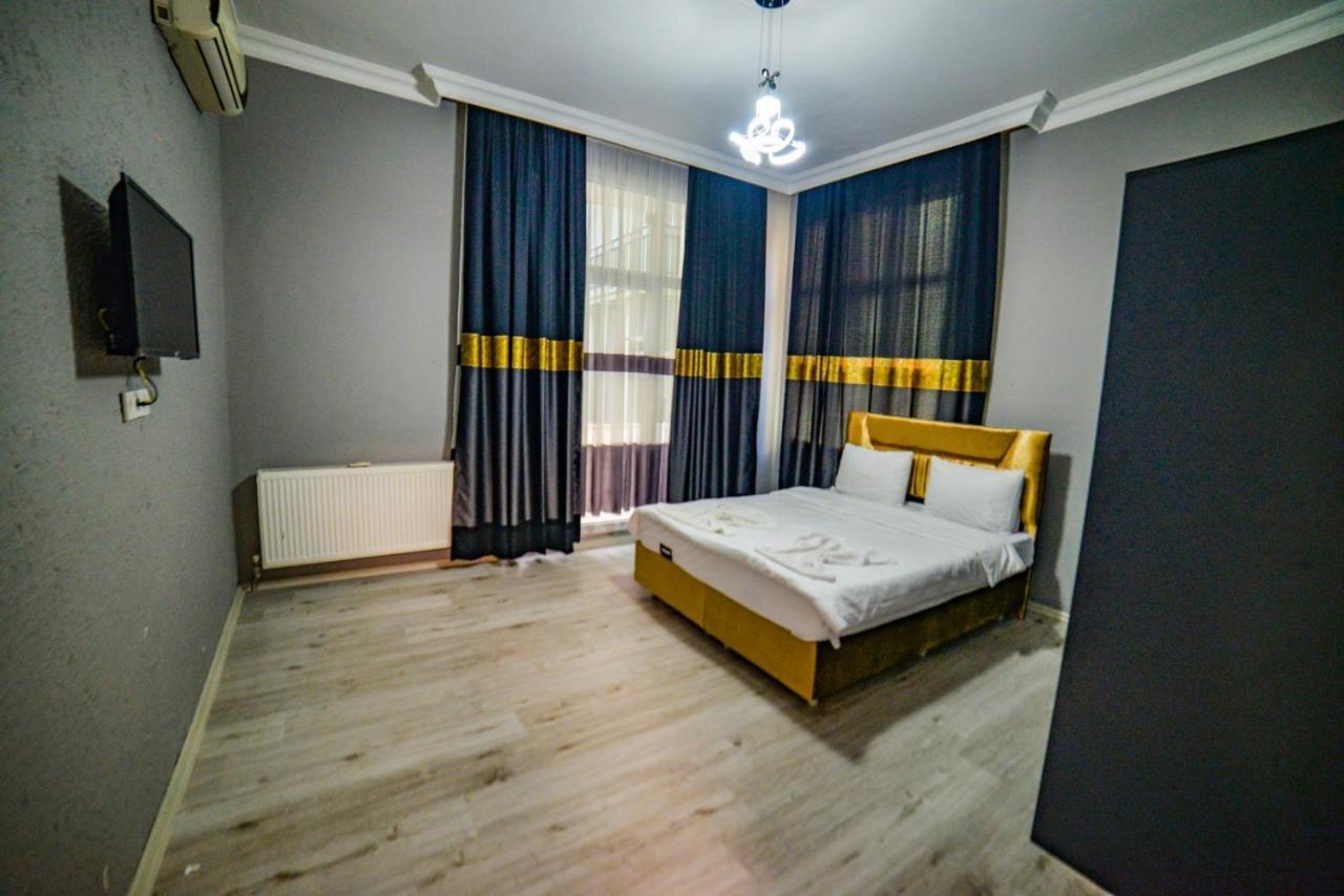 Bed & Breakfast Travel *