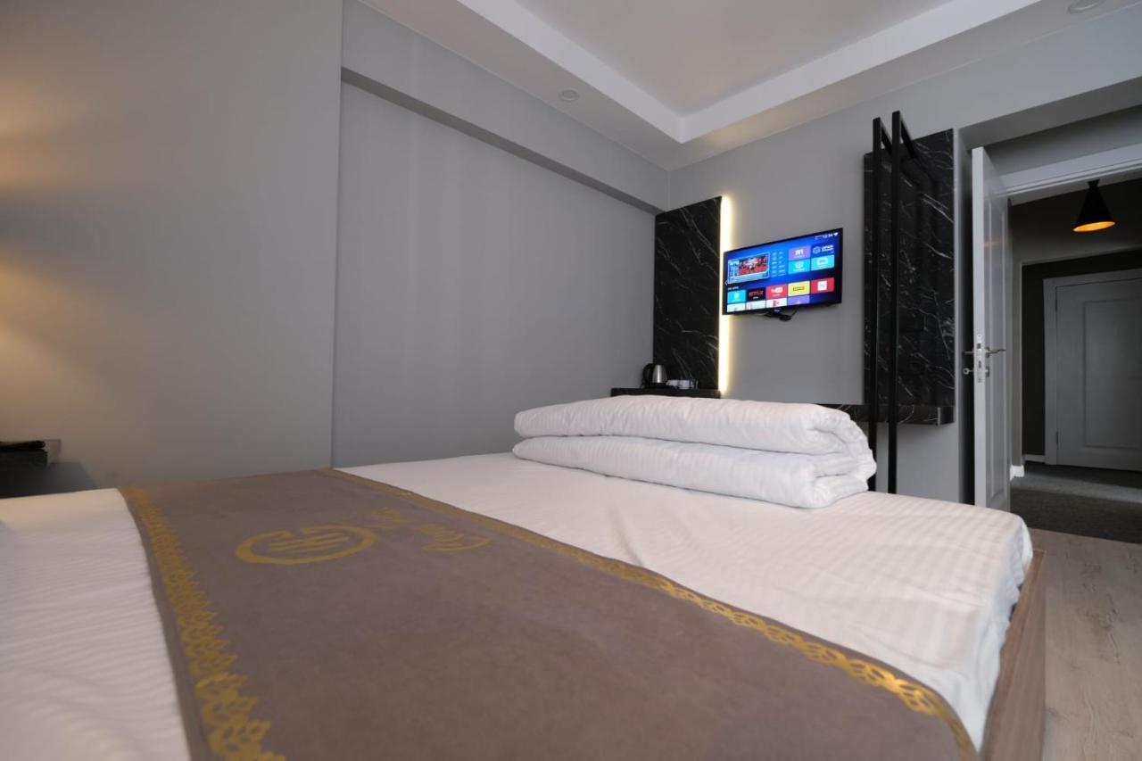 Kaya Hotel Saw *