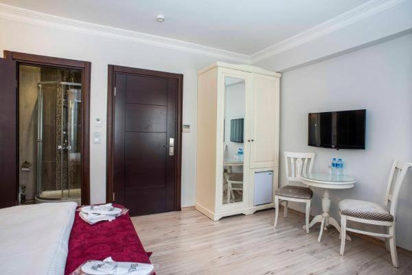 Nacre Aparthotel *