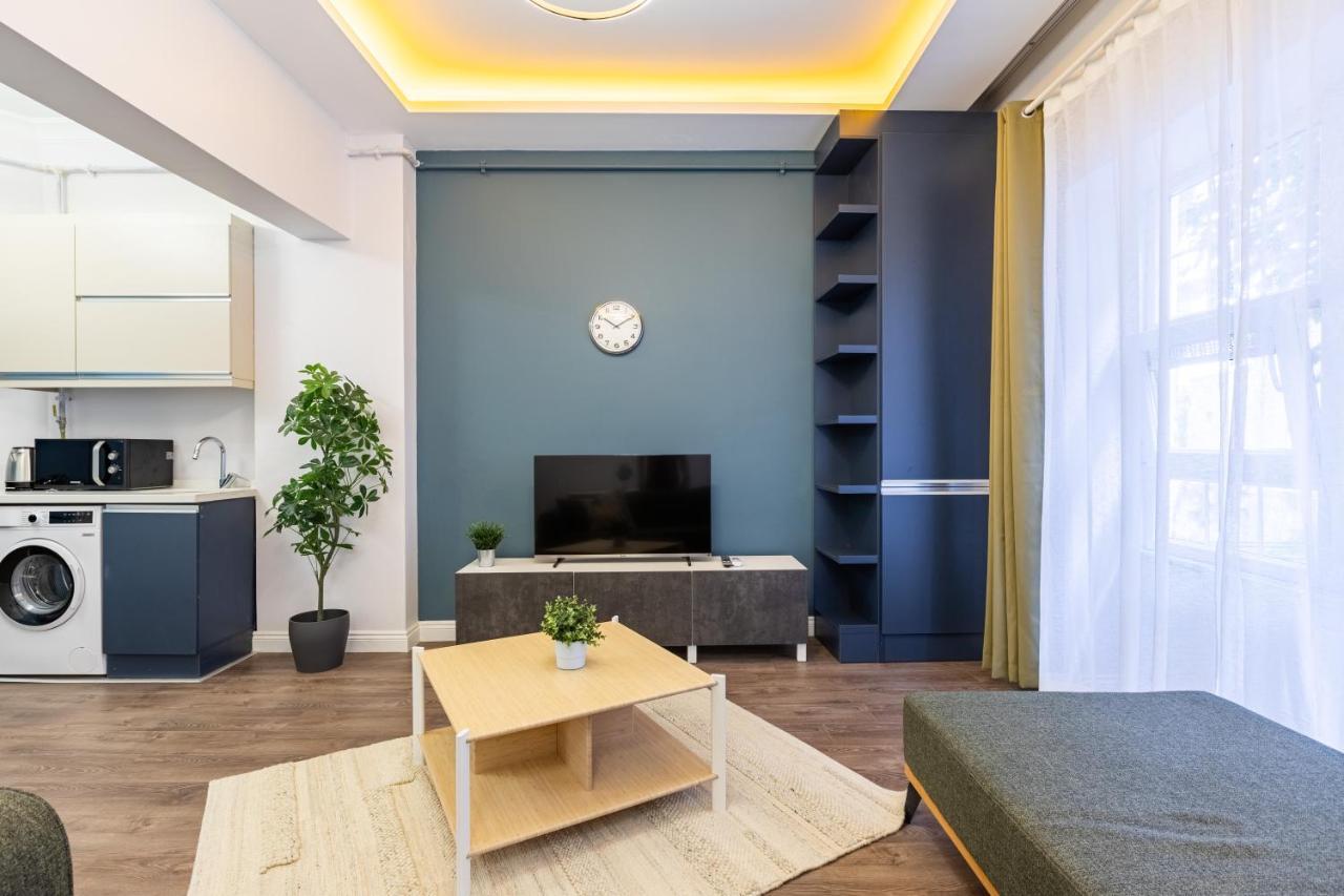 Red Suites Balat - Orange And Blue * Istanbul