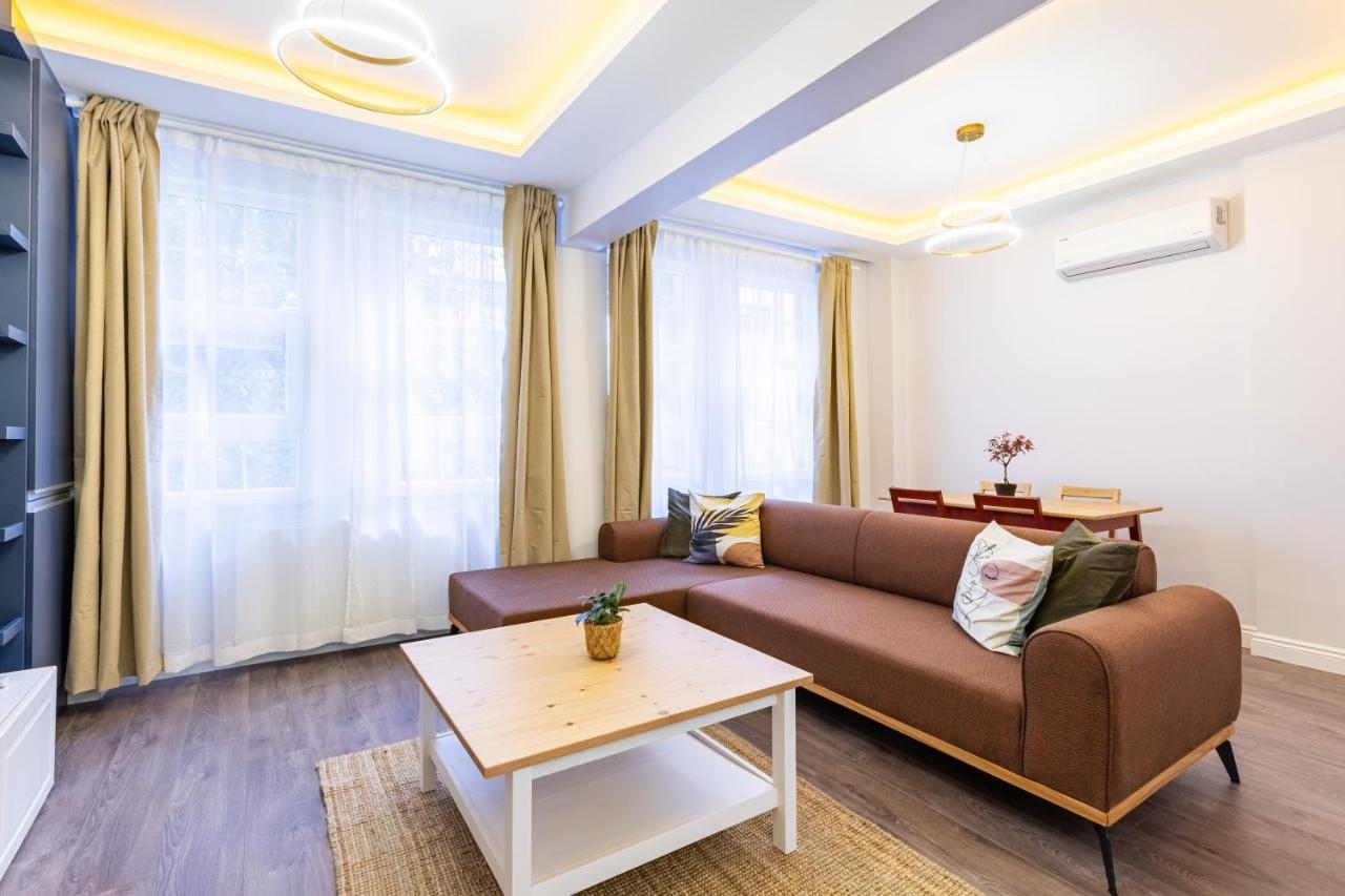 Red Suites Balat - Orange And Blue Apartment Istanbul