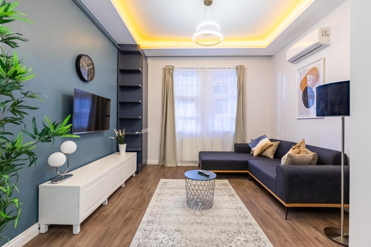 Apartment Red Suites Balat - Orange And Blue *