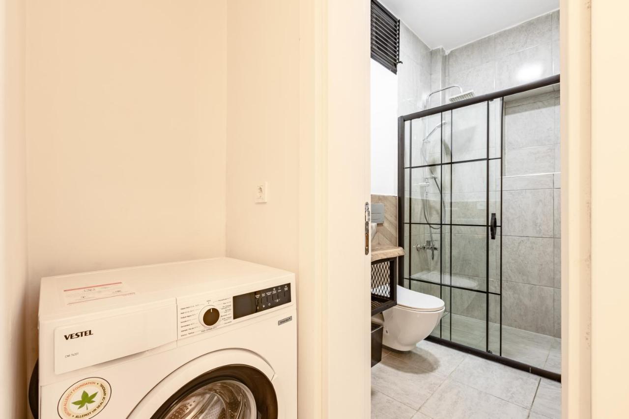 Apartment Red Suites Balat - Orange And Blue *