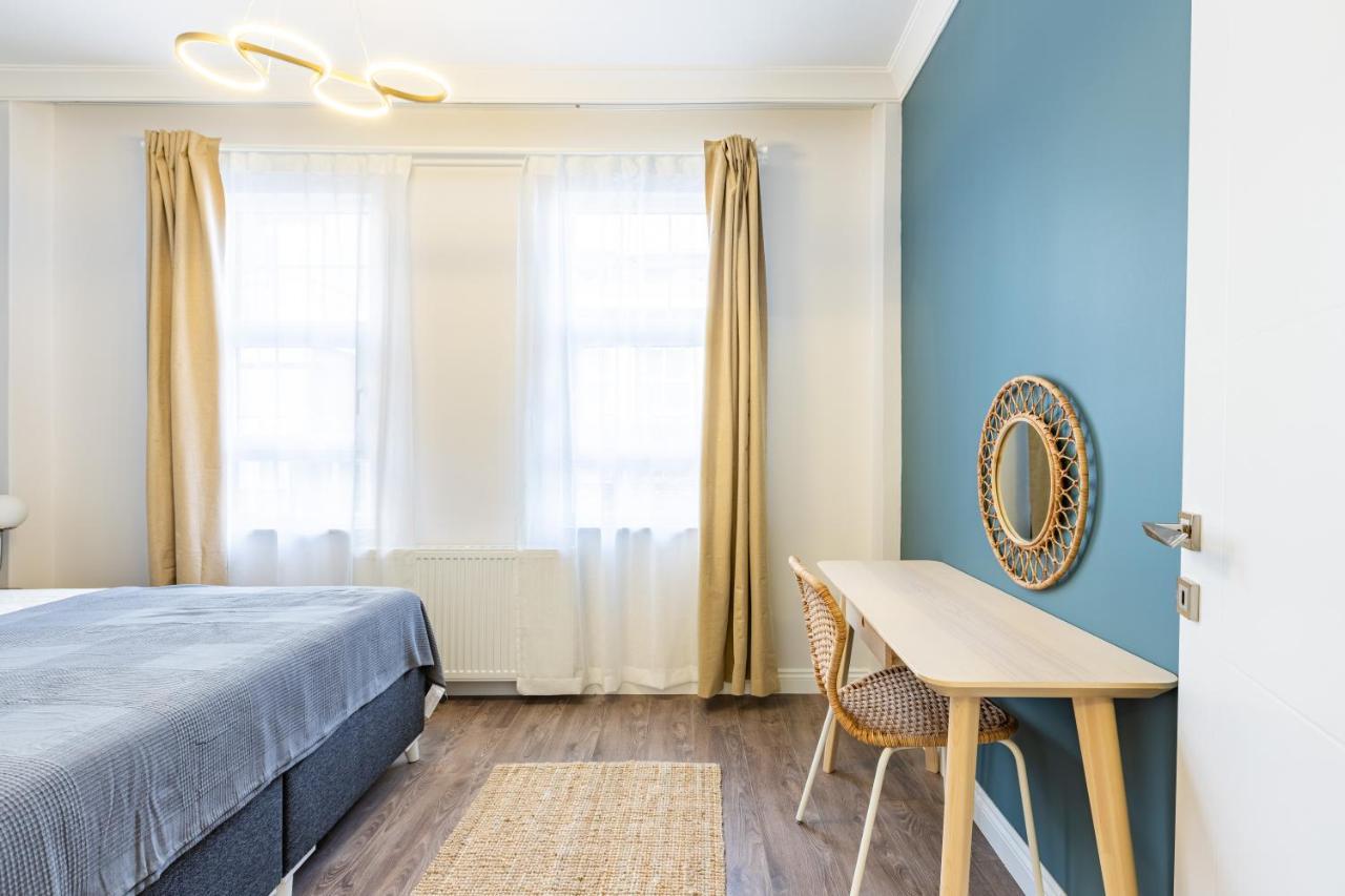 Apartment Red Suites Balat - Orange And Blue *