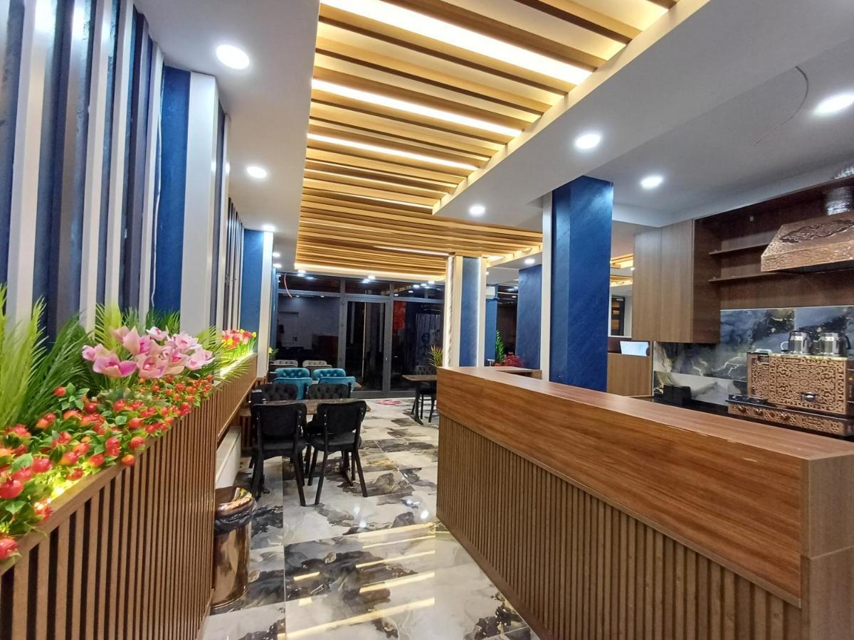 Aparthotel White Palace Halic