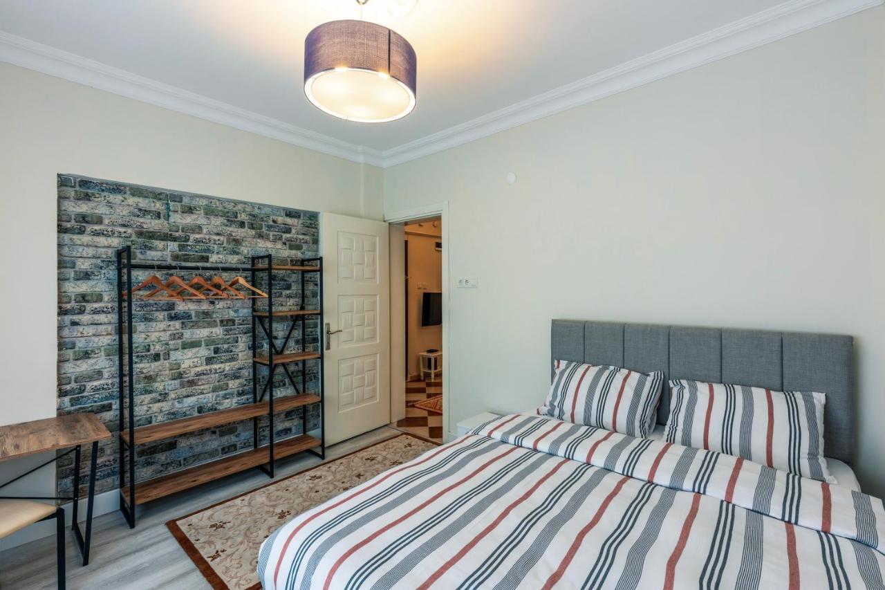 Apartment In The Center Of Taksim And Galataport 3 Bedrooms And 1 Living In Istanbul