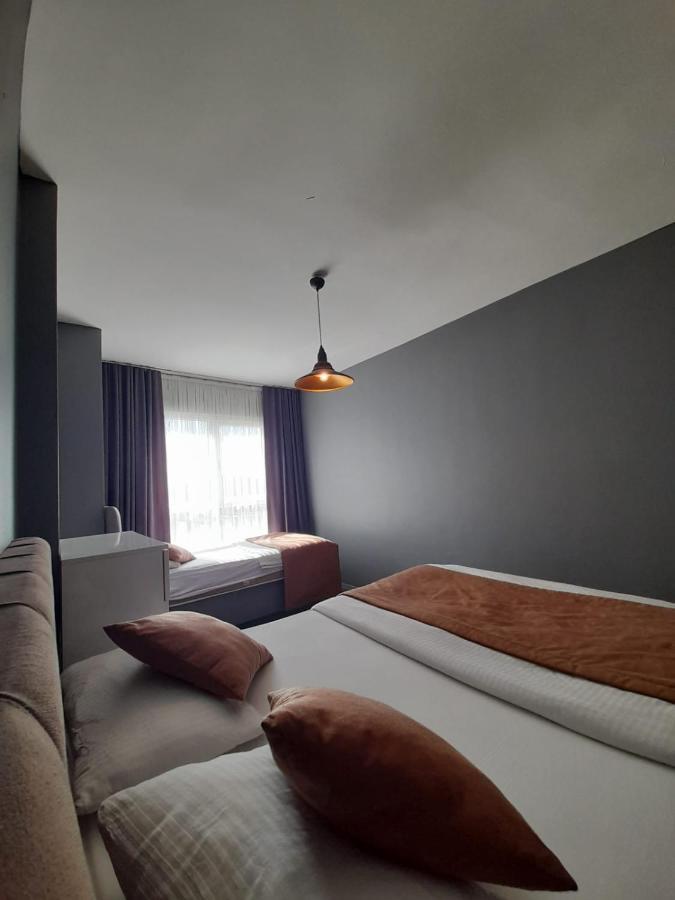 Lysuit Aparthotel