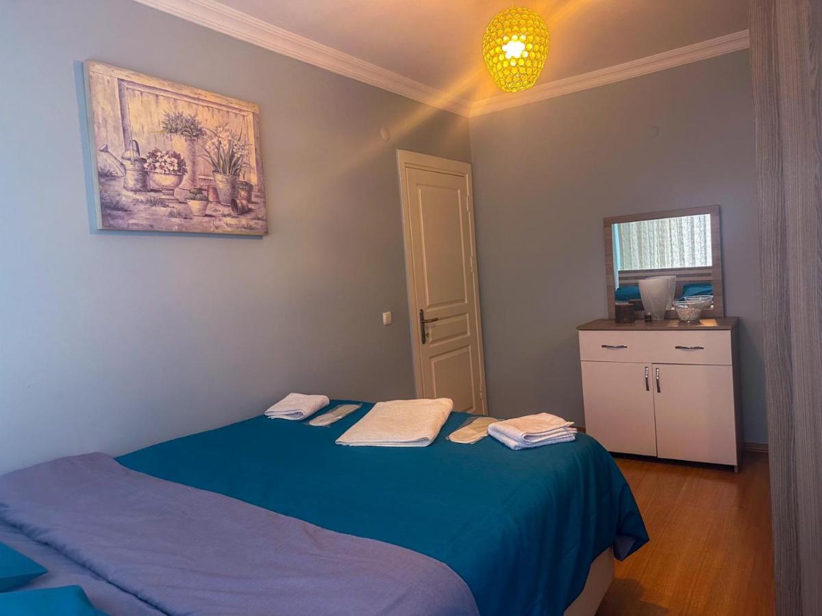 Zeki Bey Apartment