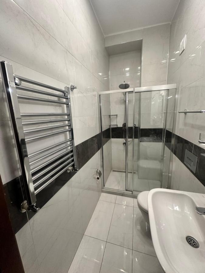 Hotel Adil *