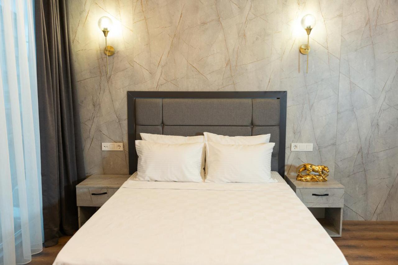The Hera Business & Istambul