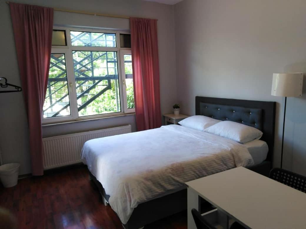 Razi Turizm Apartamento Istambul