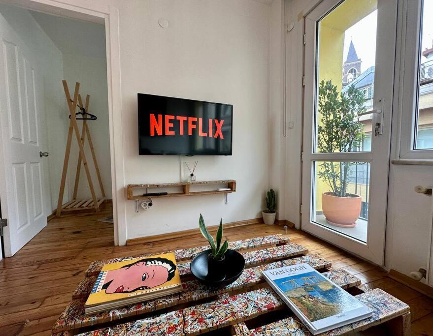 Apartment View Near Istiklal Street At Galatasaray Istanbul