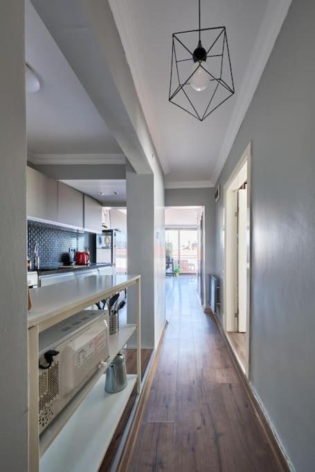 A Flat In The Center With Terrace *