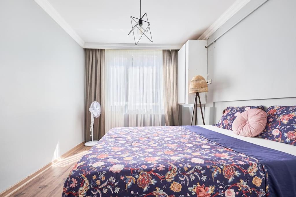 A Flat In The Center With Terrace Apartment Istanbul