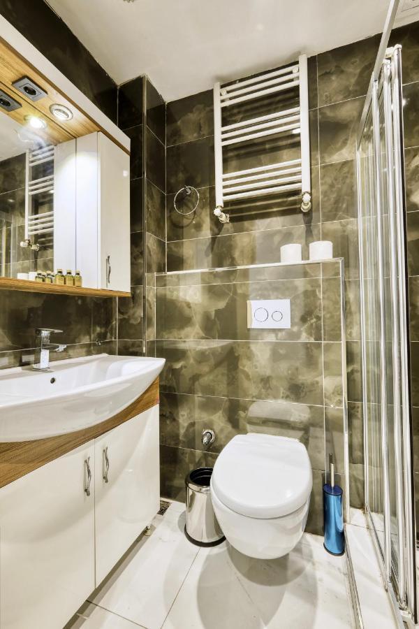 Hub Pera Hotel 3*