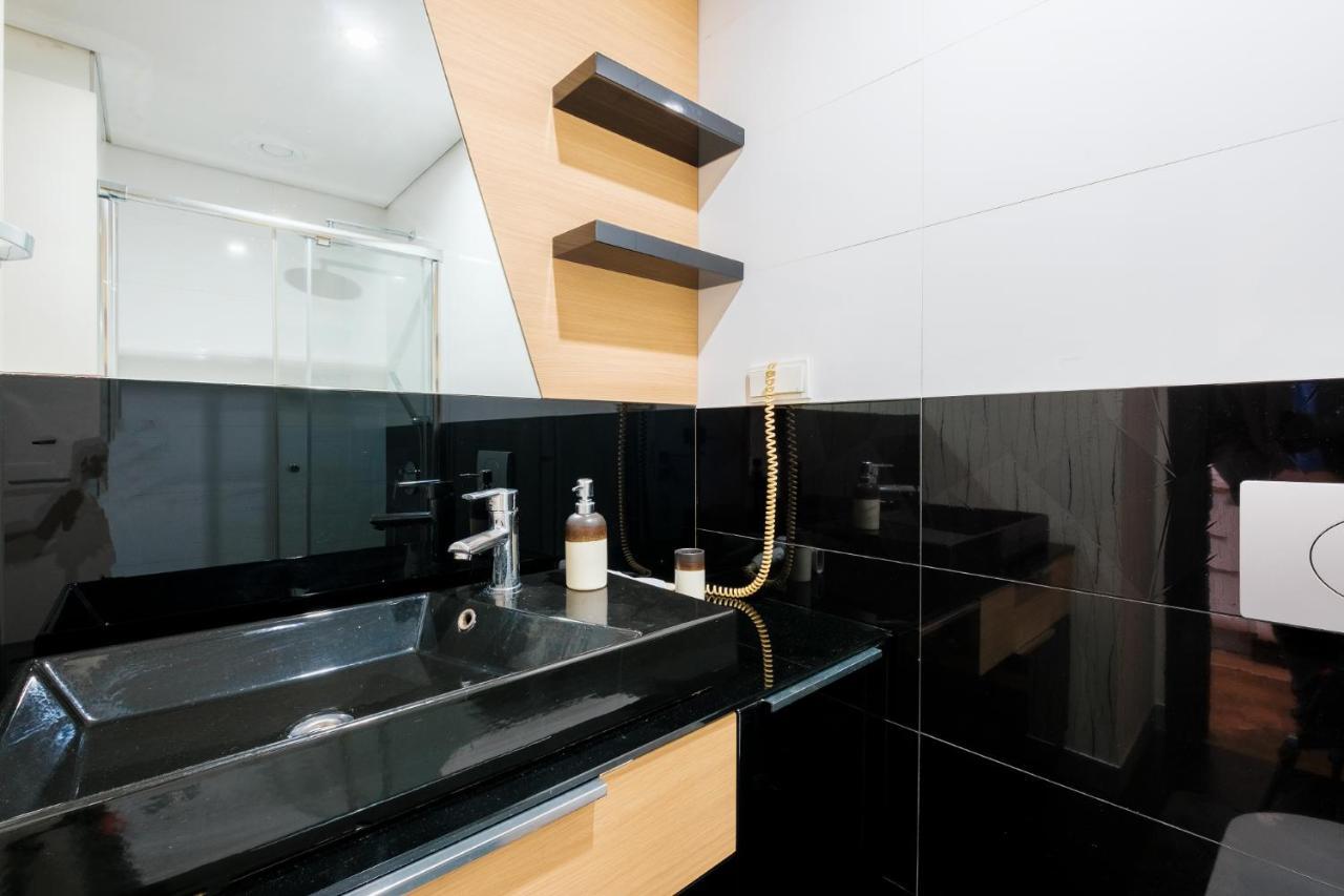 Apartment Lux W Balcony 1 Min To Metro In Merter