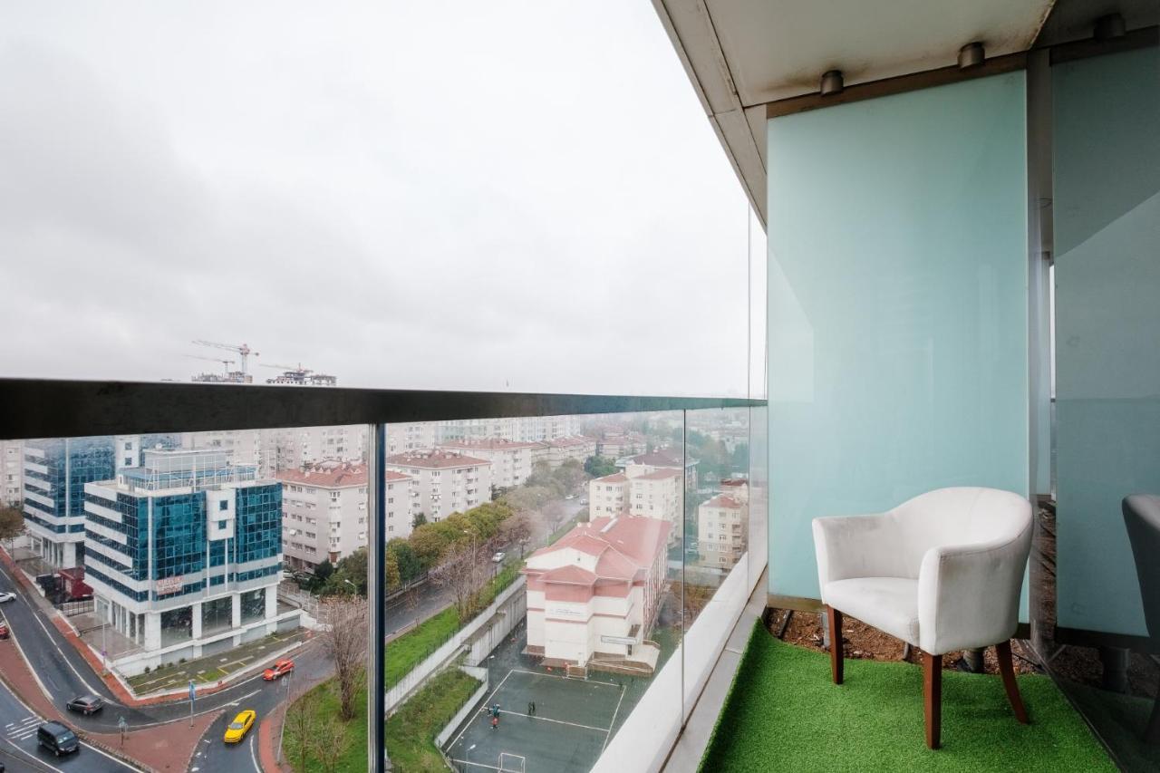Lux W Balcony 1 Min To Metro In Merter Apartment Istanbul