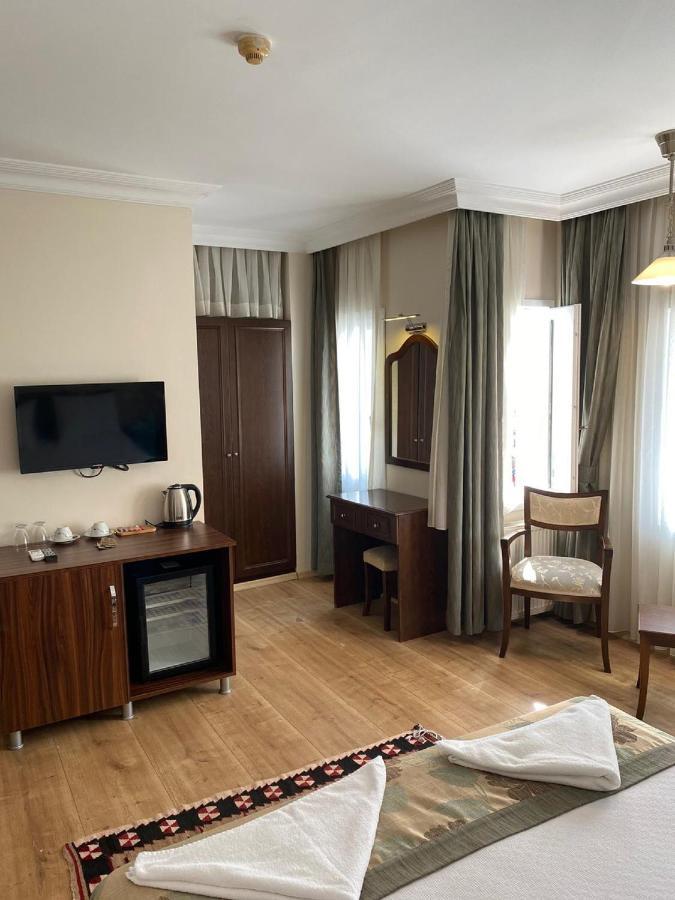 Sofia 3*