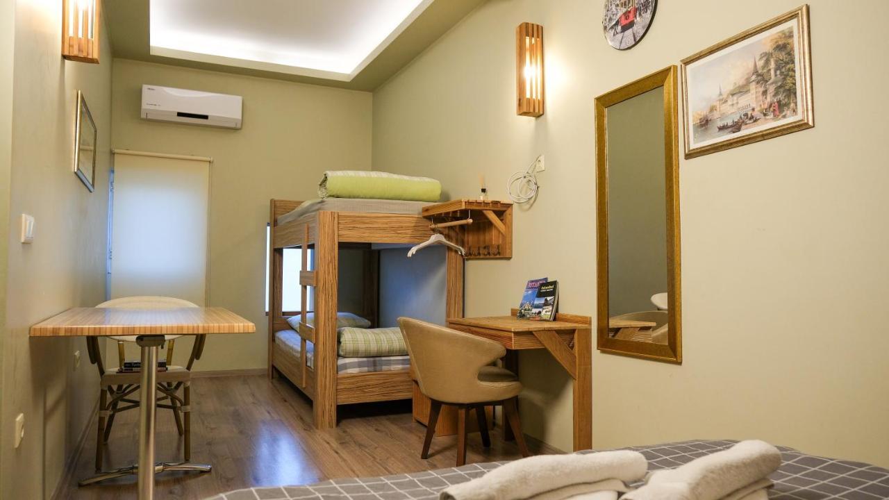 Second Hotel
