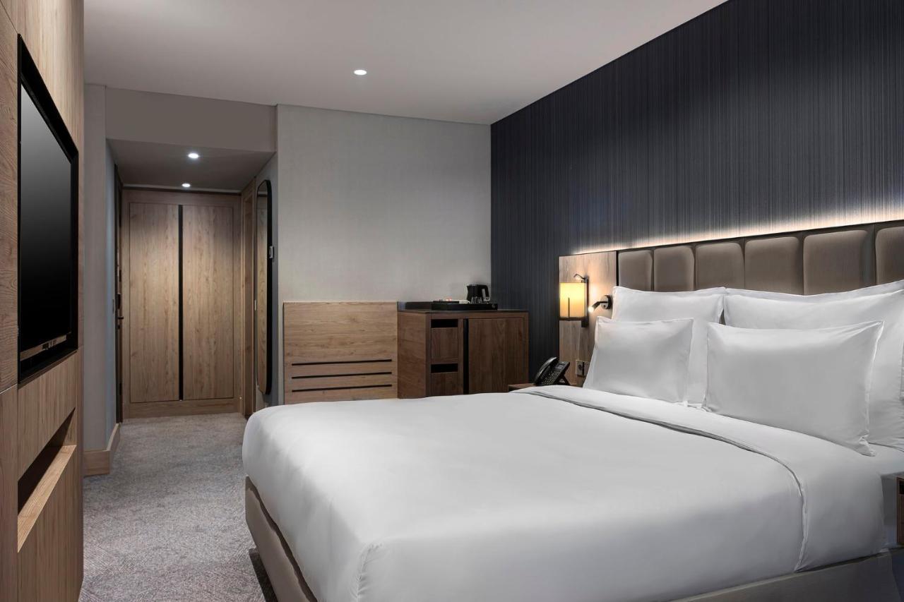 Hotel Crowne Plaza - Ortakoy Bosphorus By Ihg Istanbul