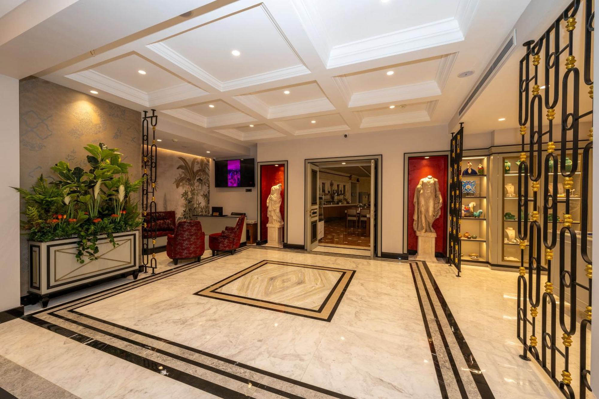 The Byzantium & Otel 4*
