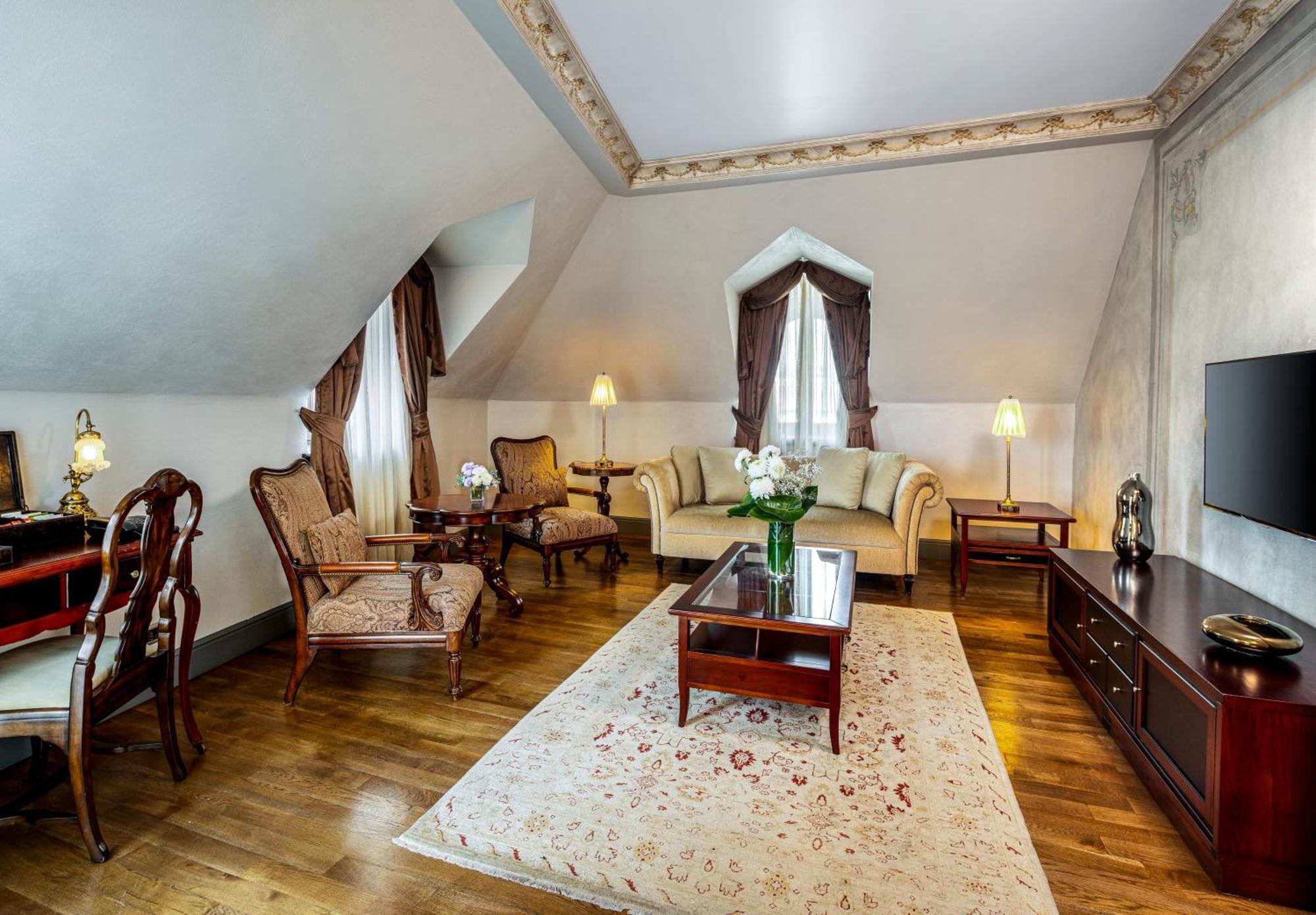 Palazzo Donizetti - Special Class 4*