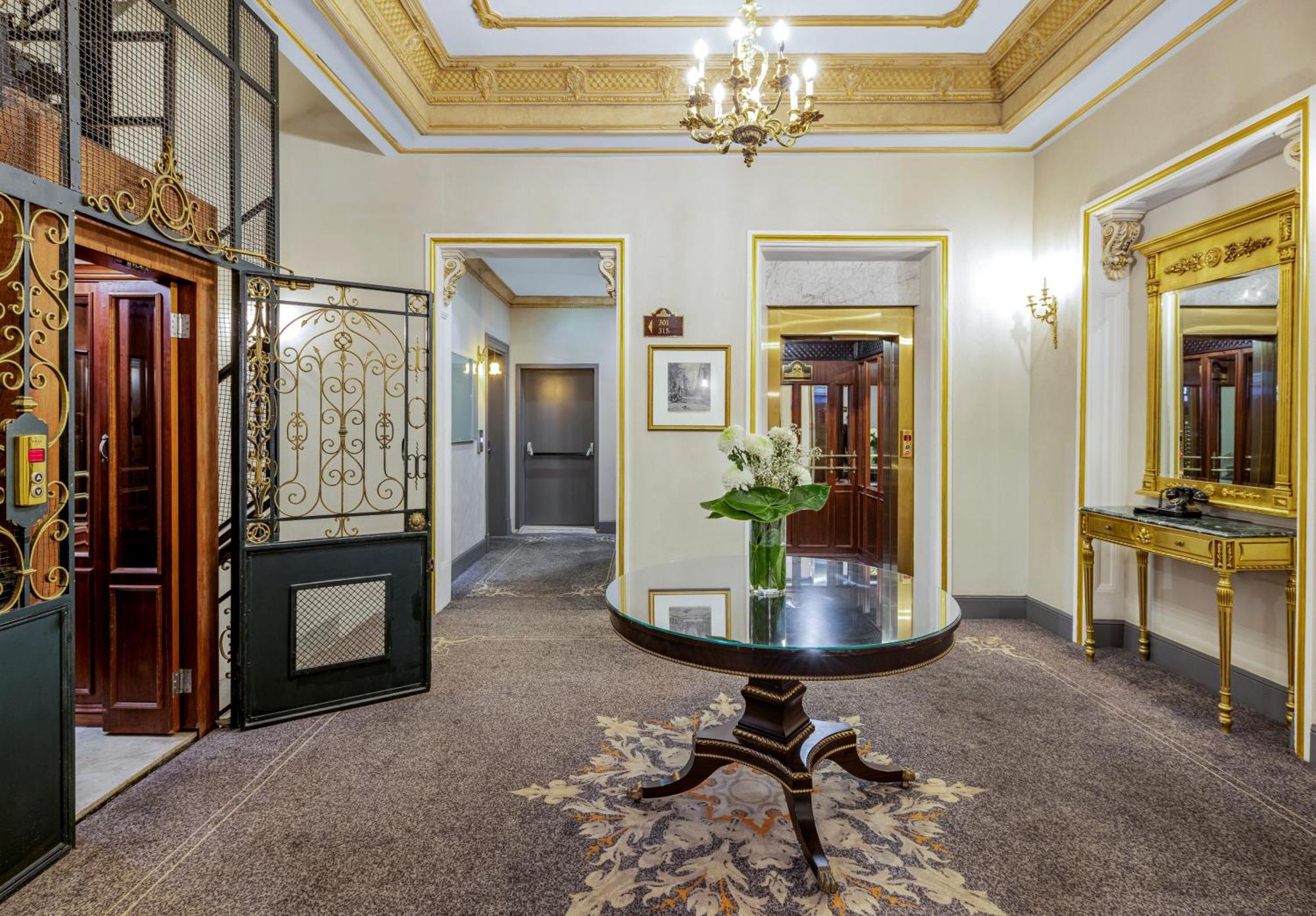 Palazzo Donizetti - Special Class 4*
