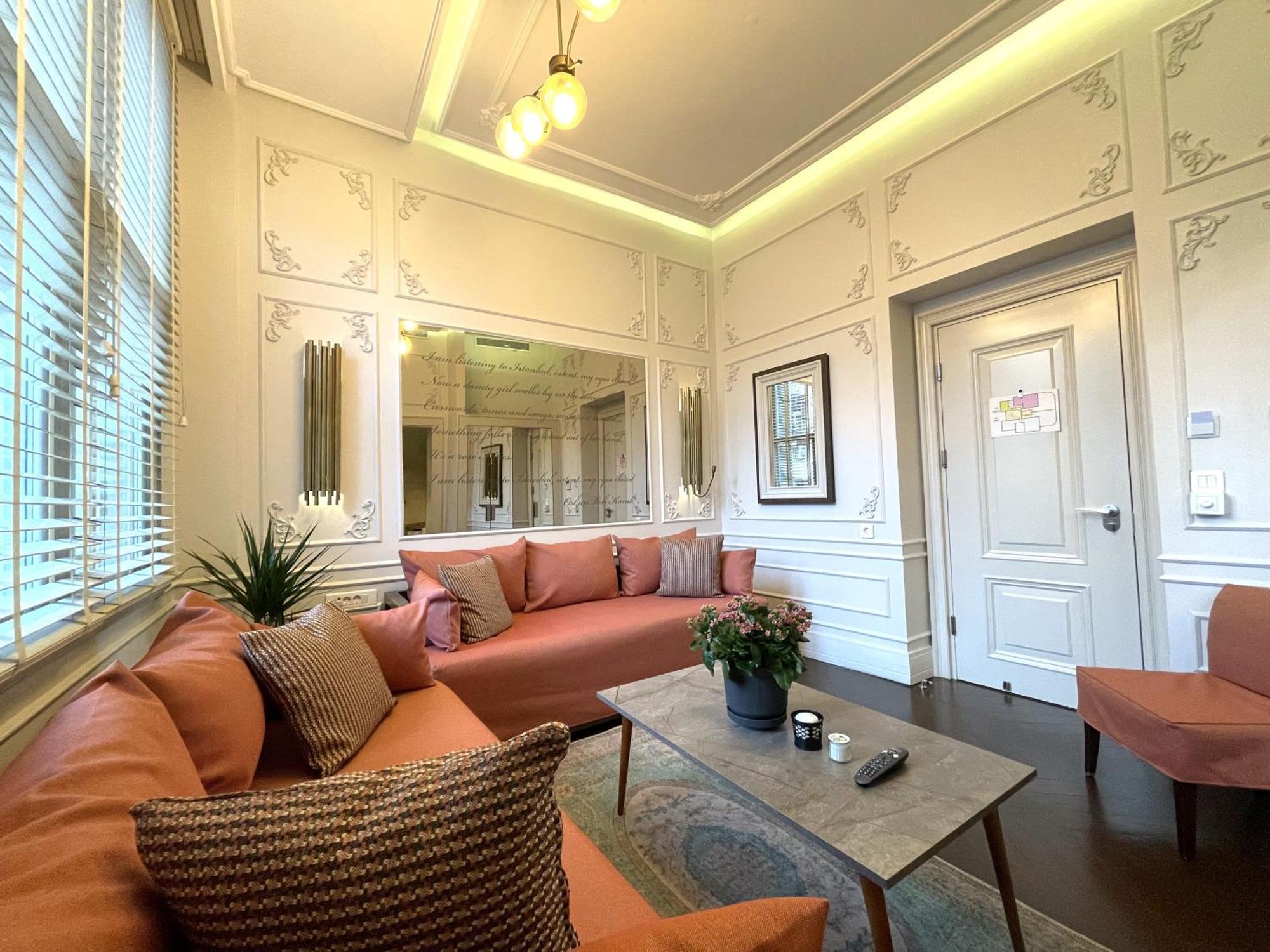 Fuga Constantinidis Istanbul