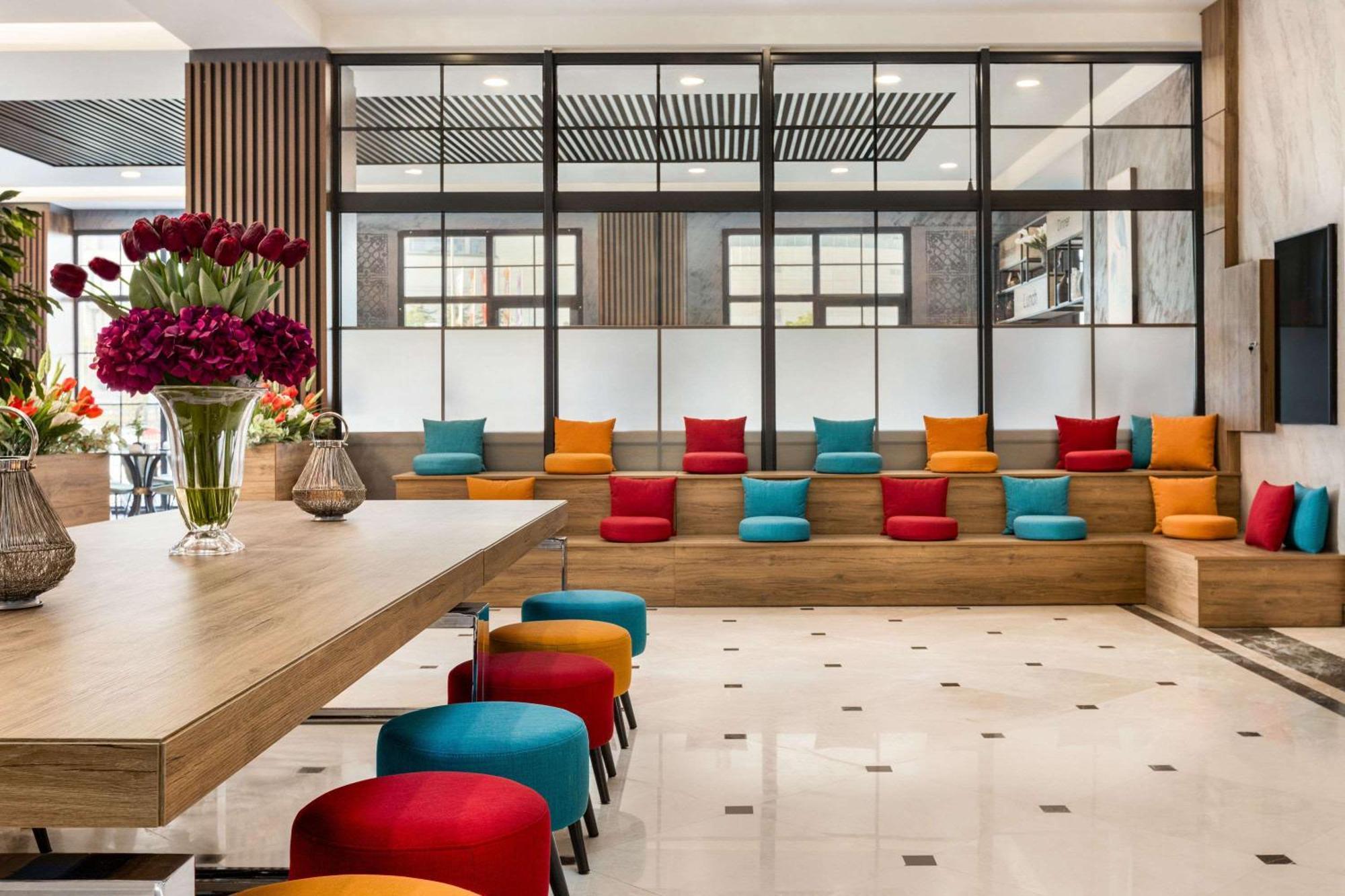Ramada Encore By Wyndham Basin Express