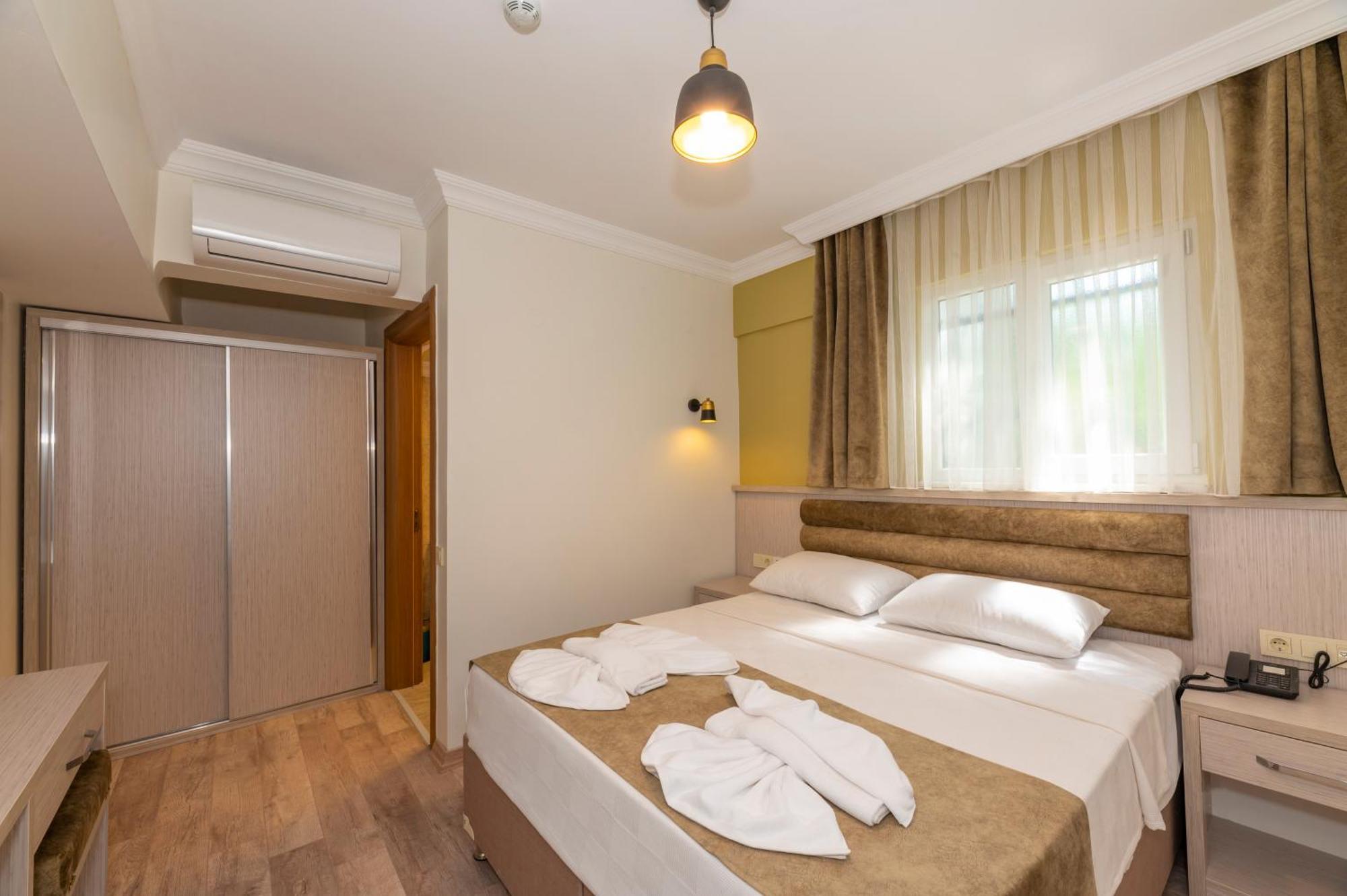 Hotel Bazaar Old