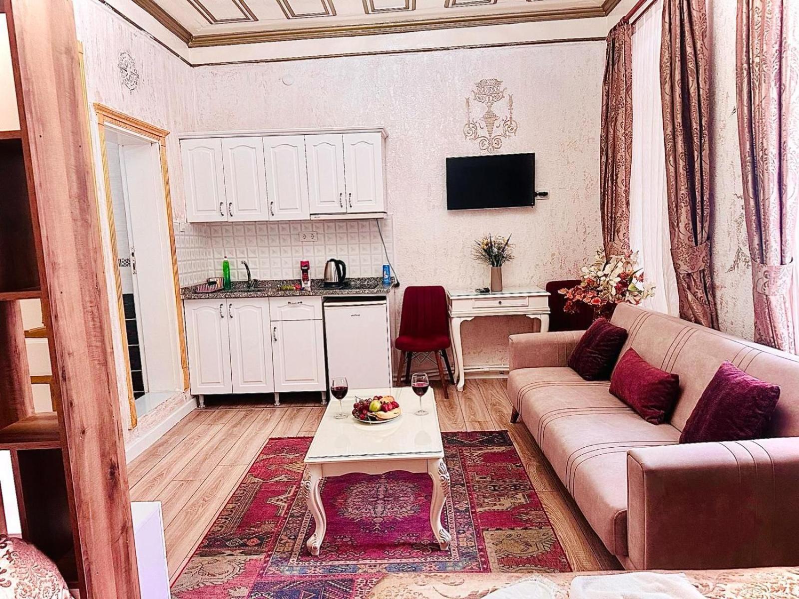 Alhambra Aparthotel