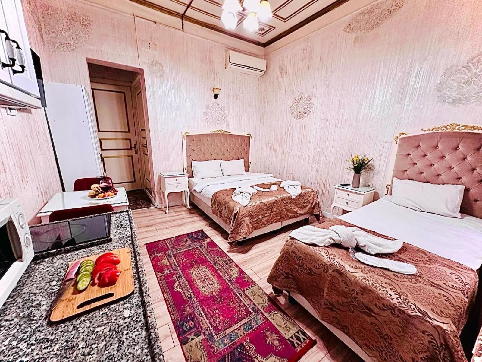 Alhambra 3*