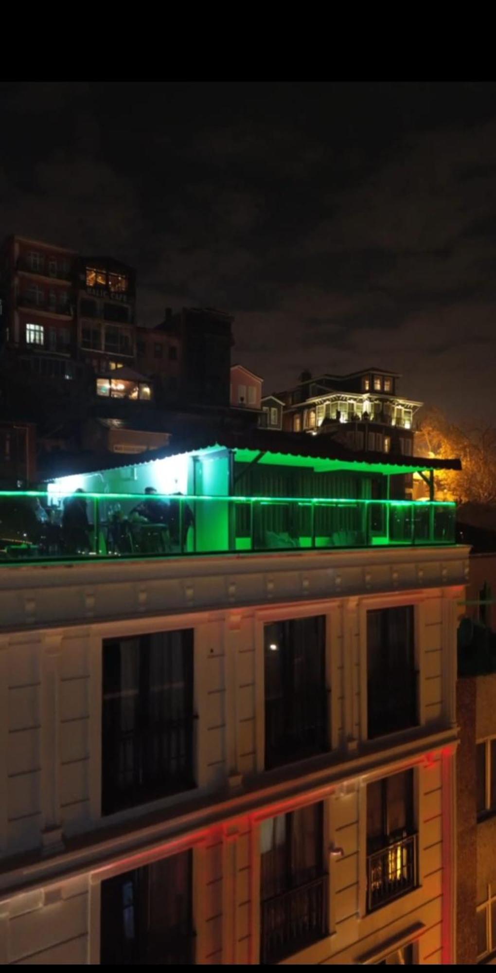 White Palace Halic