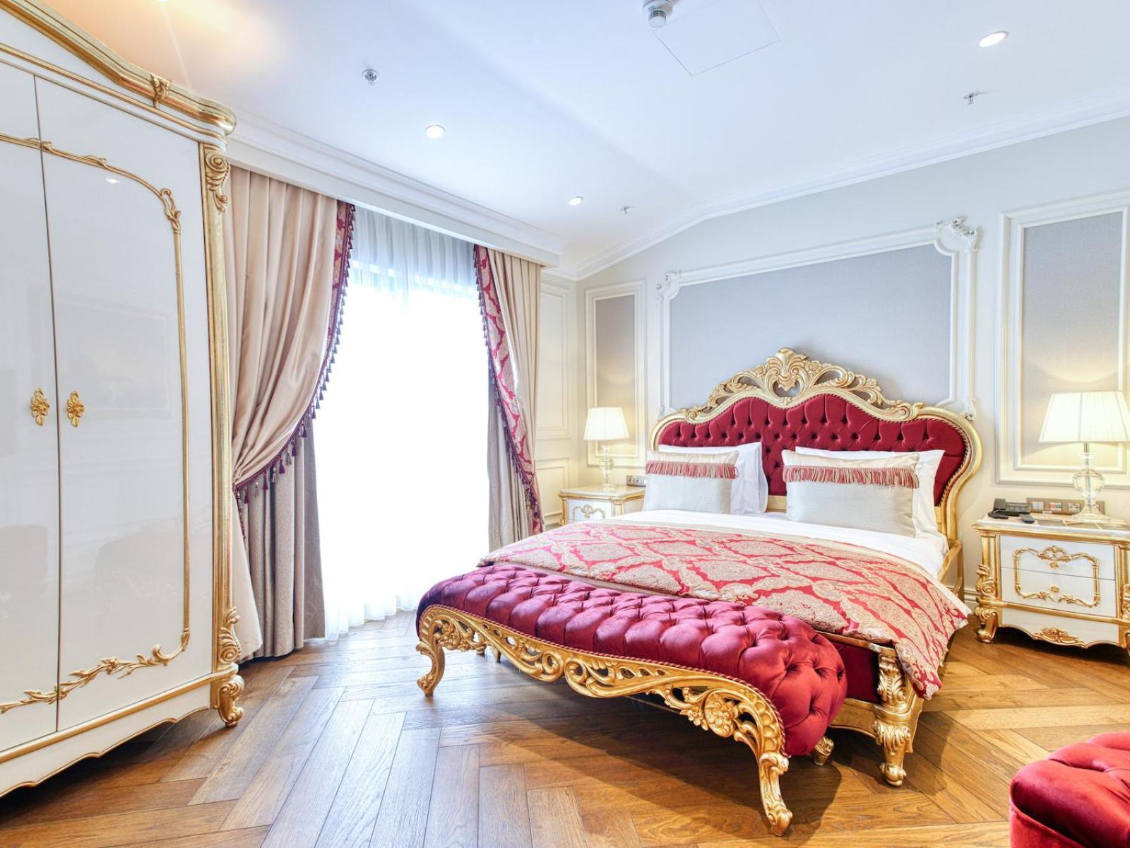 Dekalb Istanbul