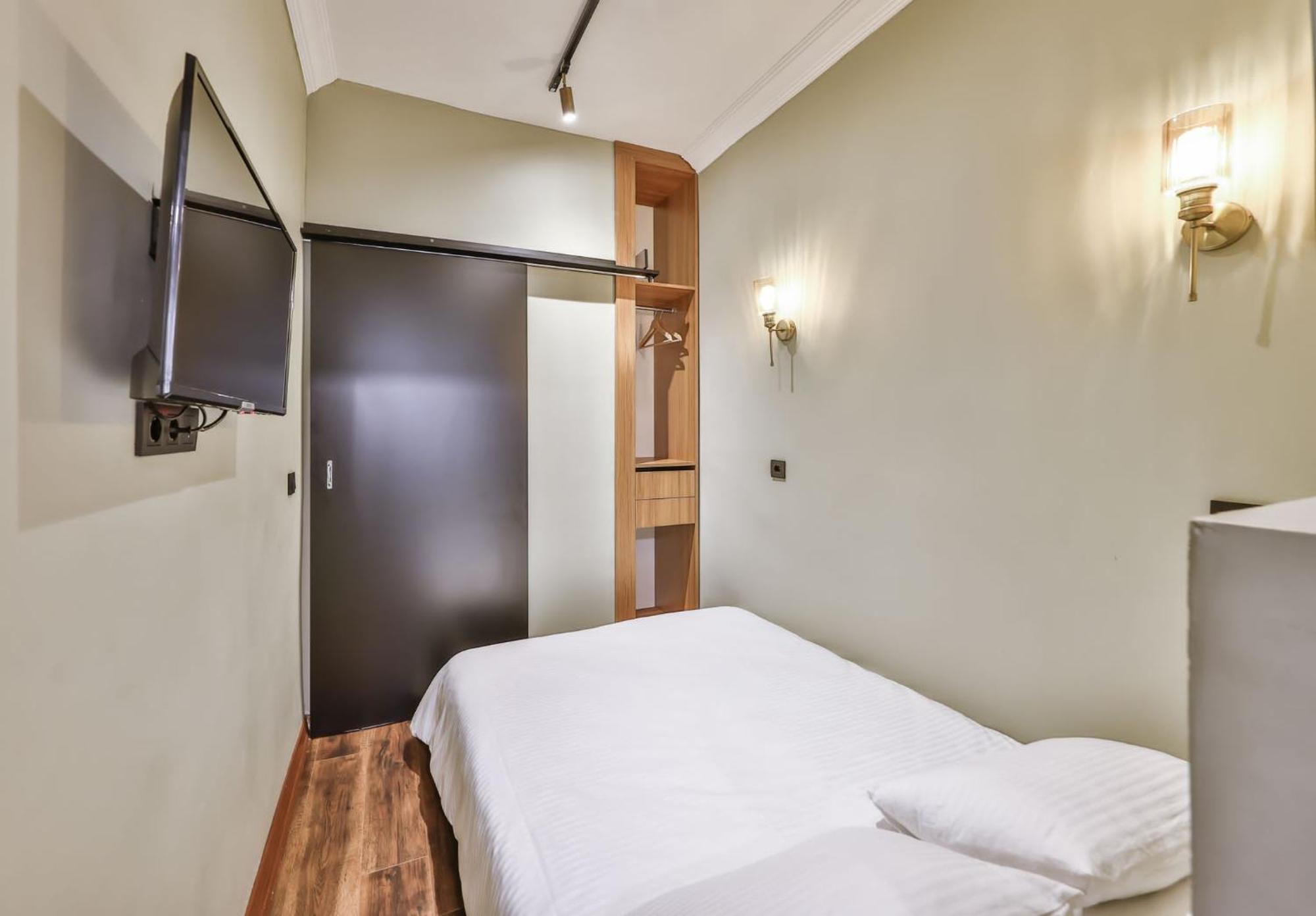 Hotel Ongalata *