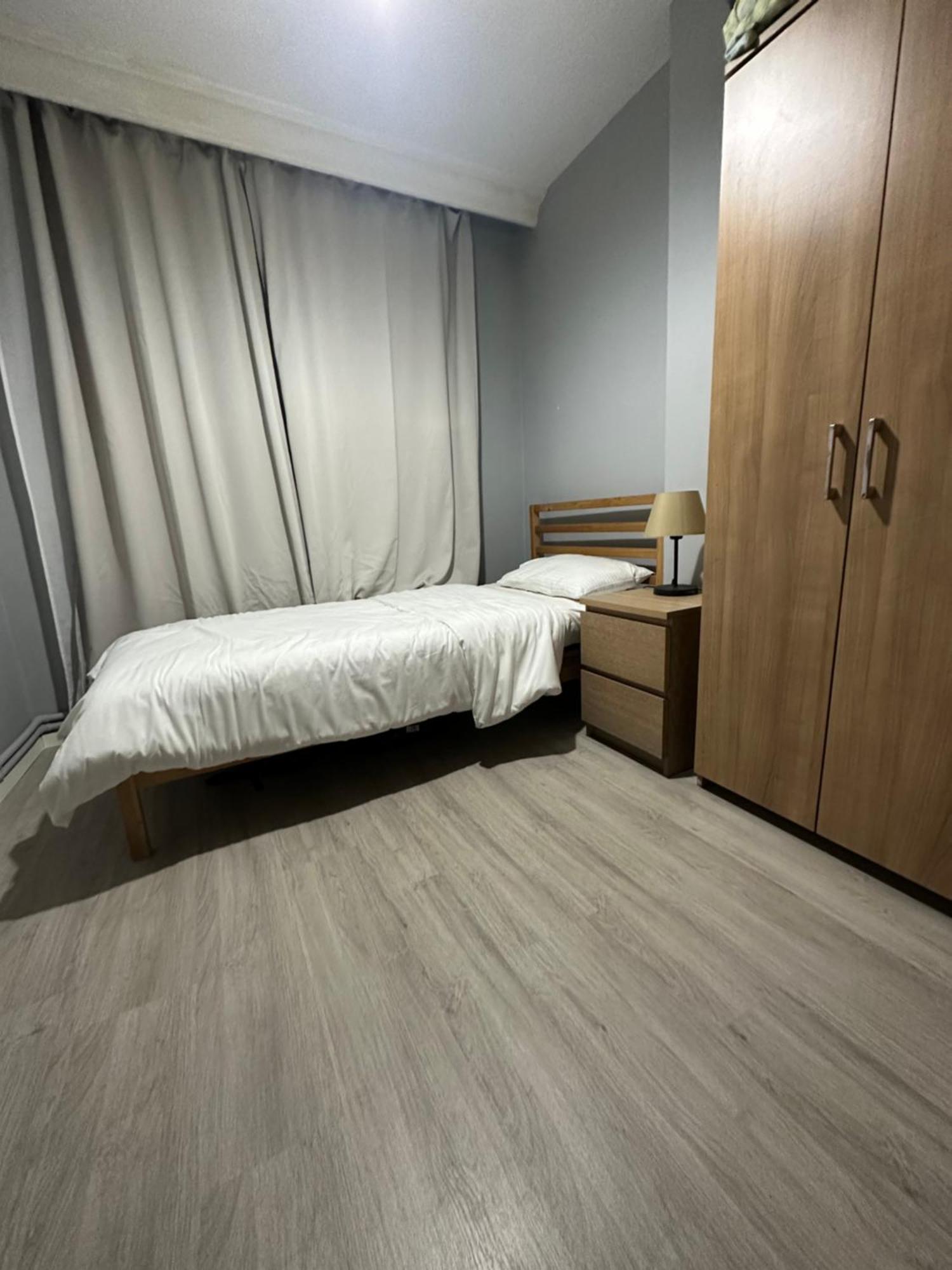 Homestay A Private In The Heart Of Sisli