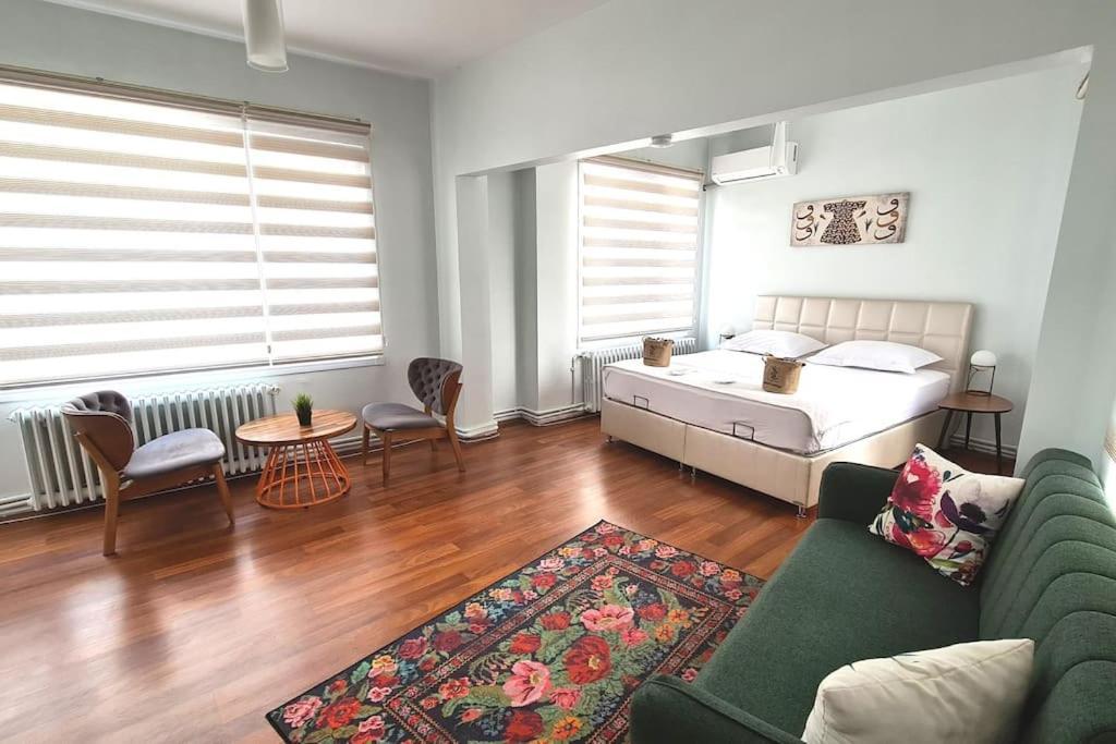 Social House Hotel