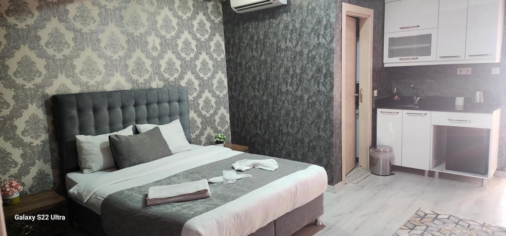 Apart Otel Taksim Royal & *